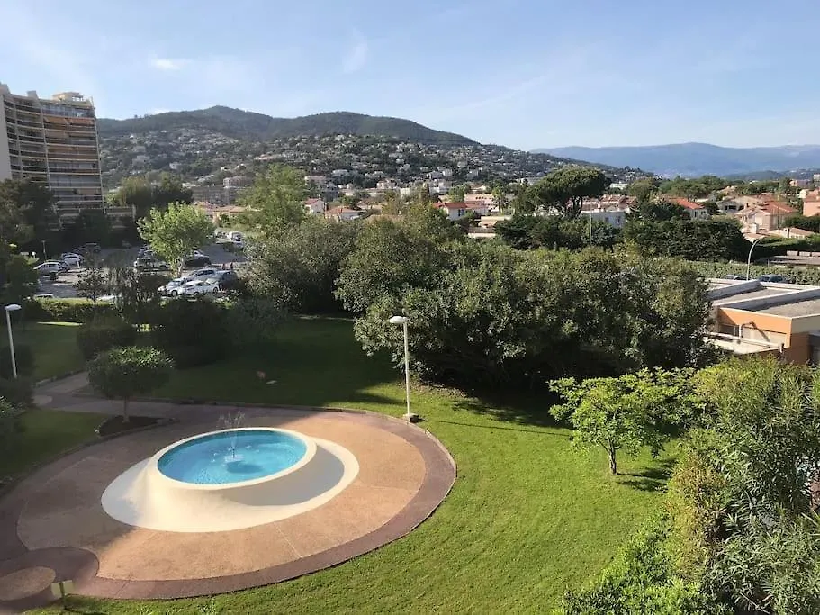Studio Climatise, Super Deco, Piscine, Avec 2 Vtt Mandelieu-la-Napoule